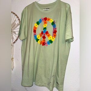NWT sage green floral peace sign tee size xxl